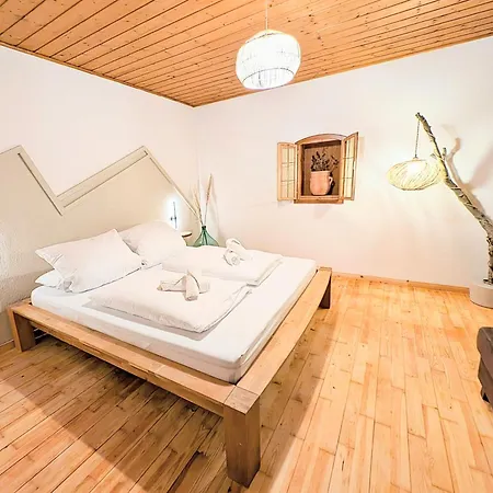 Neu! Moderner Bayrischer Flair Vor Pilatushaus Daire