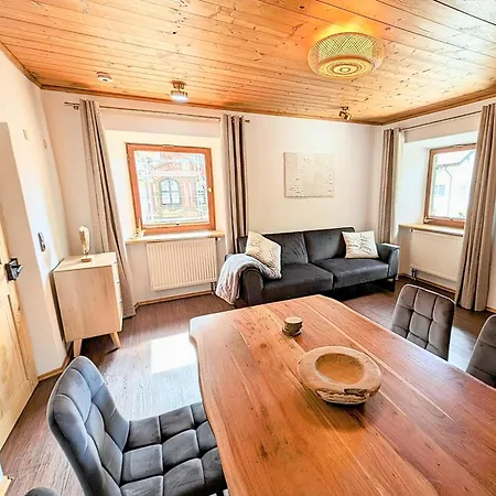 Neu! Moderner Bayrischer Flair Vor Pilatushaus Appartement Oberammergau