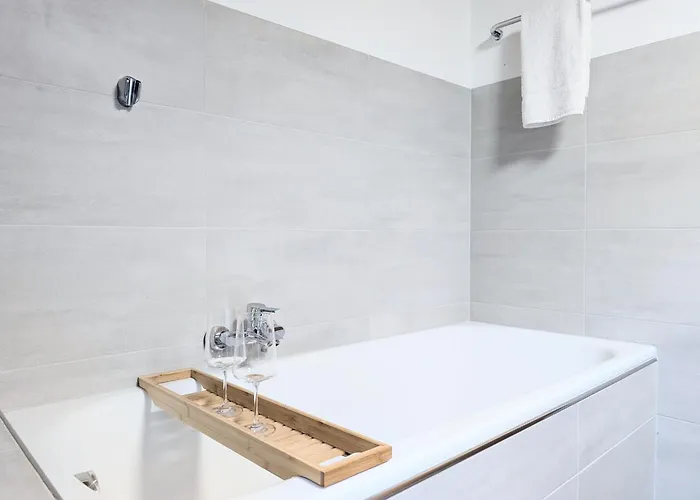 Neu! Moderner Bayrischer Flair Vor Pilatushaus Apartamento Oberammergau