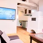Lejlighed Neu! Moderner Bayrischer Flair Vor Pilatushaus