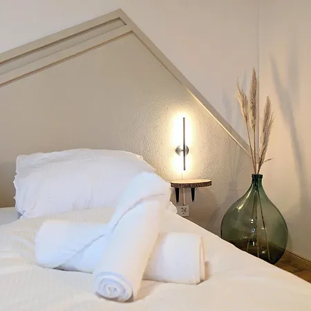 Neu! Moderner Bayrischer Flair Vor Pilatushaus Appartement