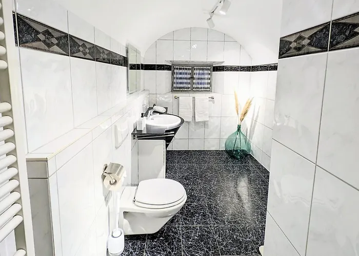 Appartement Neu! Moderner Bayrischer Flair Vor Pilatushaus Oberammergau