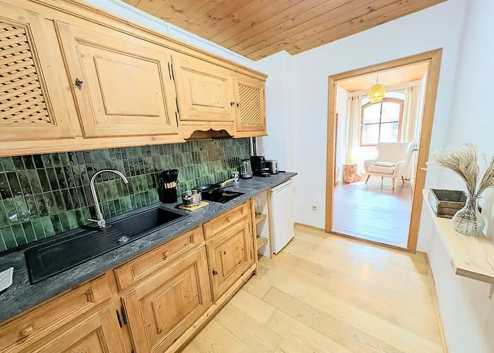 Neu! Moderner Bayrischer Flair Vor Pilatushaus Appartement *